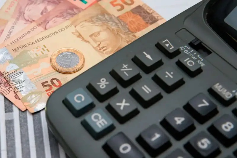 Tabela do Imposto de Renda 2026 entra em vigor; veja quem fica isento e quem paga menos